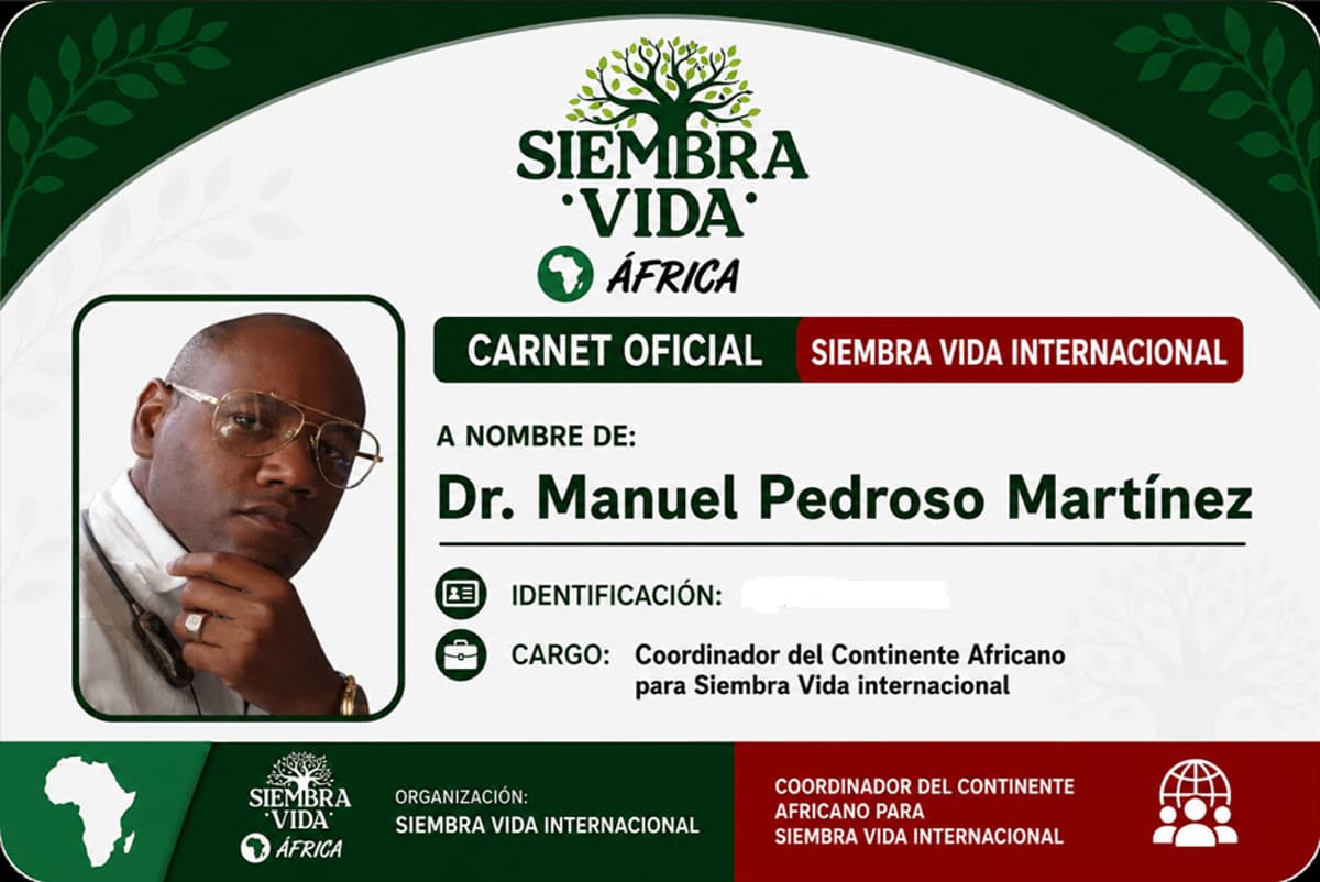 Carnet oficial de Dr. Manuel Pedroso Martínez — Coordinador de África