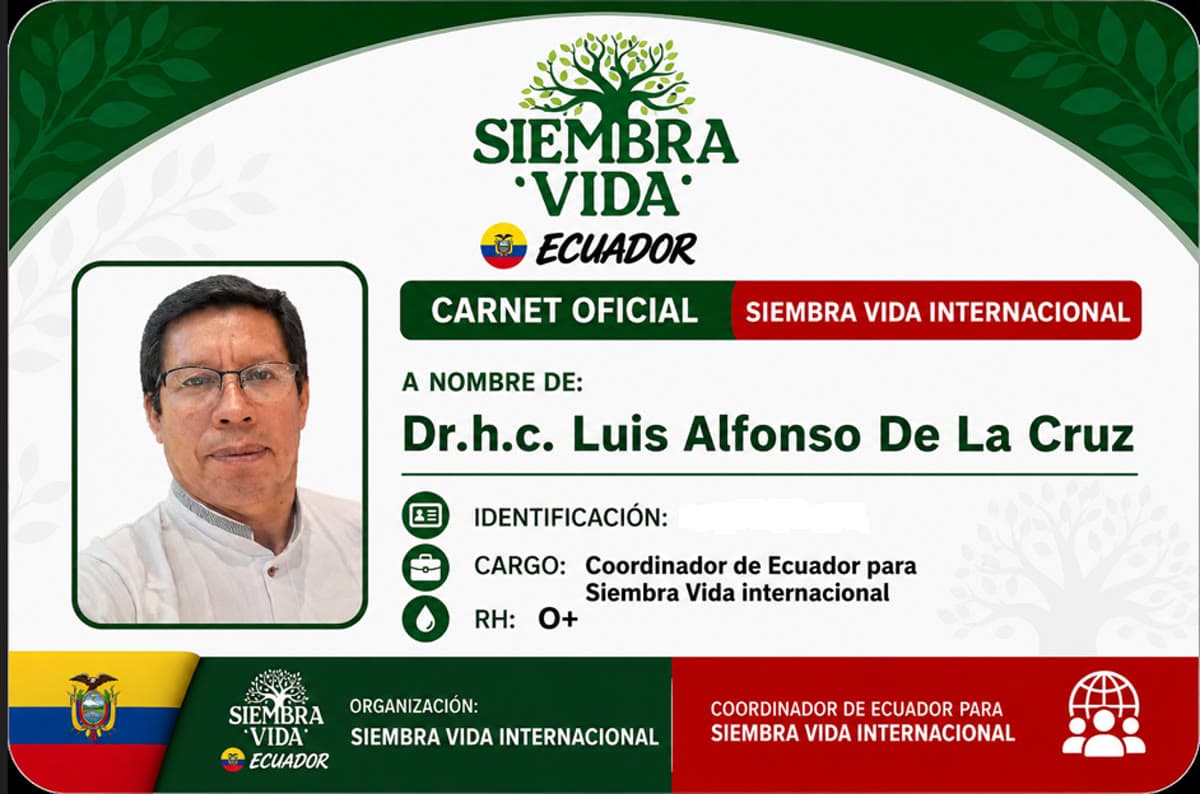 Carnet oficial de Dr.h.c. Luis Alfonso De La Cruz — Coordinador de Ecuador