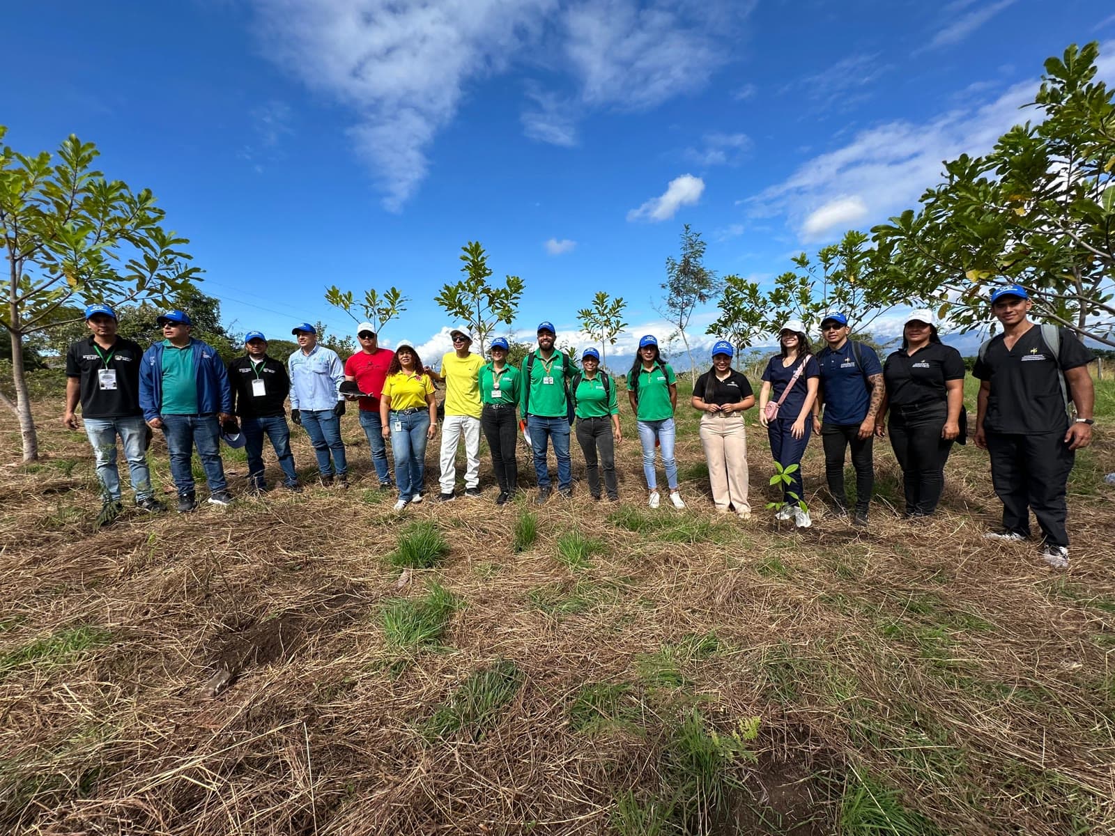 Siembra comunitaria en Garzón, Huila